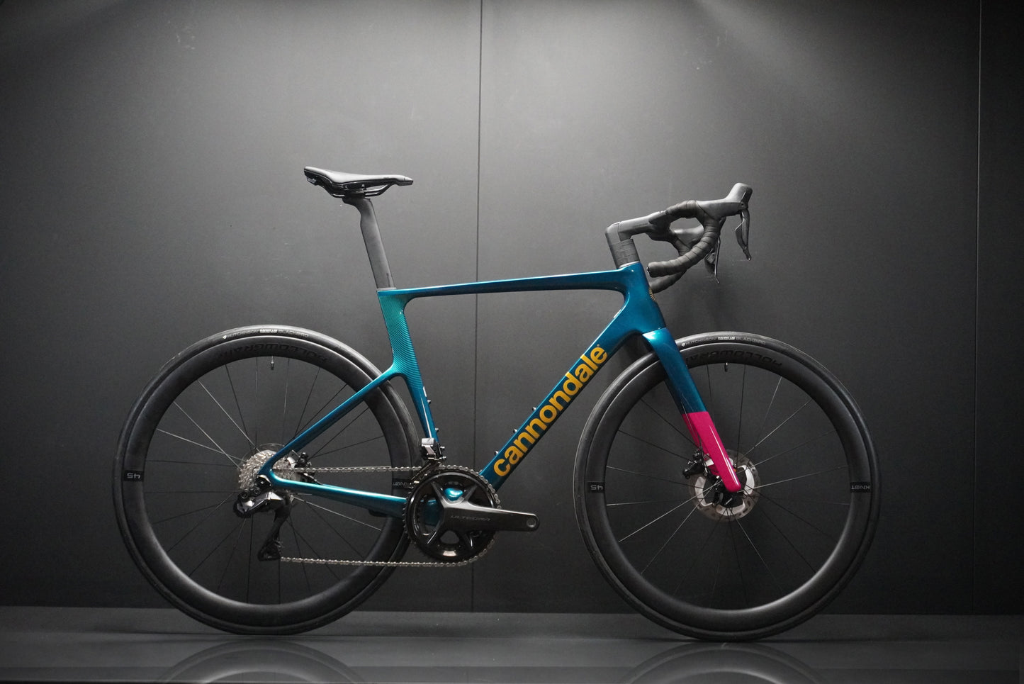 Cannondale Supersix EVO 2 Di2 Carbon Disc Road Bike 2025 - 54cm