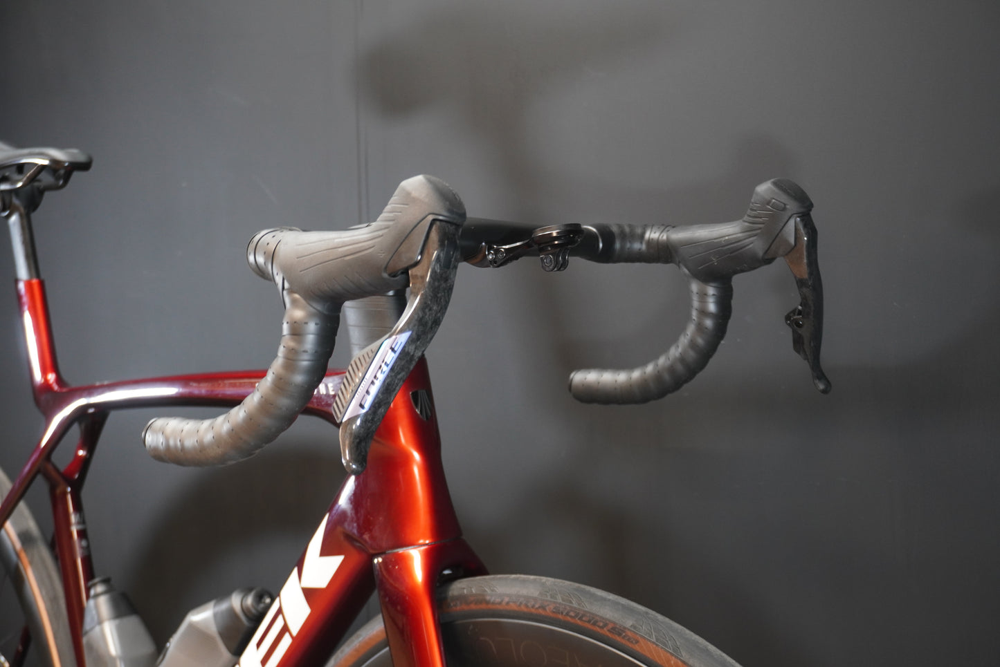 Trek Madone SLR 7 AXS Gen 8 Carbon Road Bike 2025 - M/L