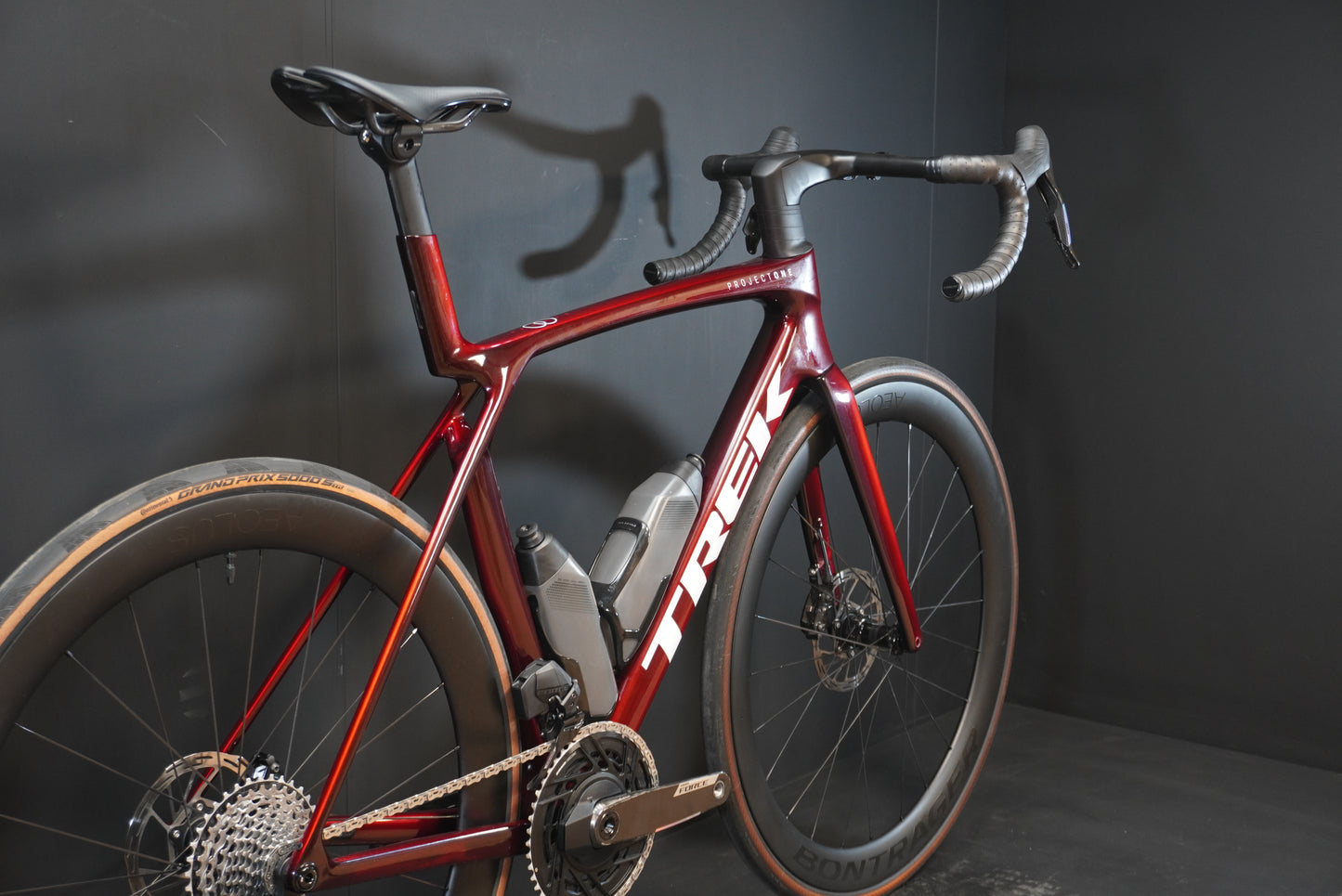 Trek Madone SLR 7 AXS Gen 8 Carbon Road Bike 2025 - M/L