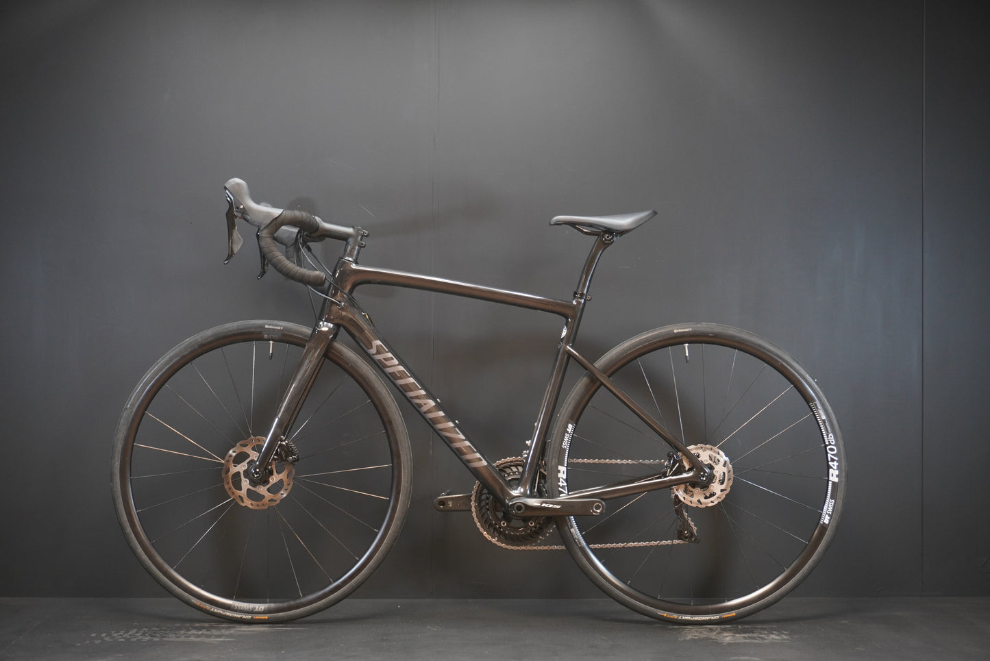 Specialized Tarmac SL6 Sport 105 Carbon Disc Road Bike 2023 - 54cm