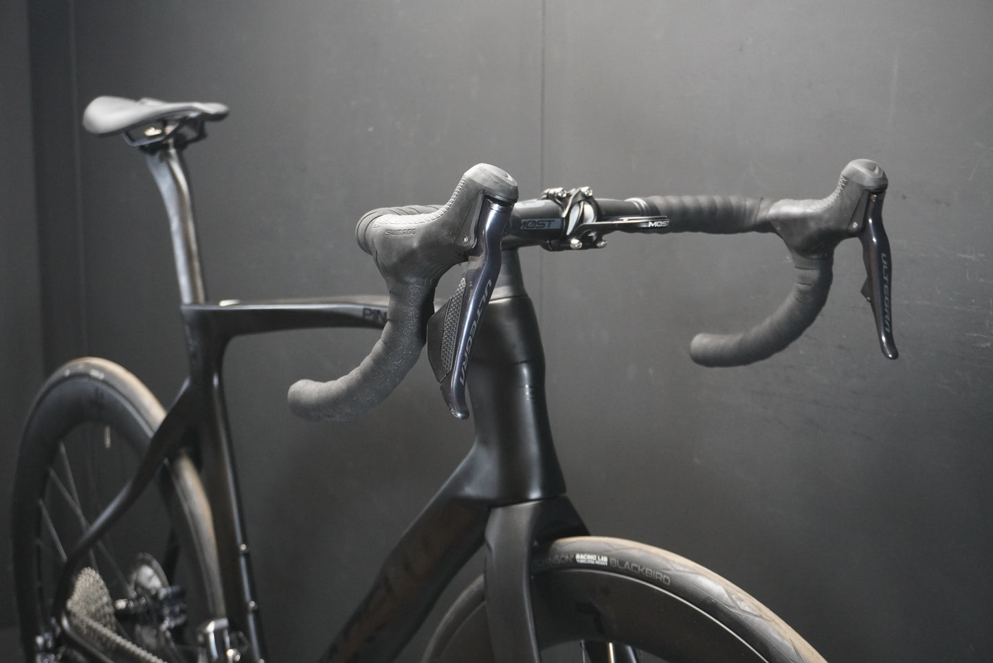 Pinarello Prince Ultegra Di2 Carbon Disc Road Bike 2022 - 560mm