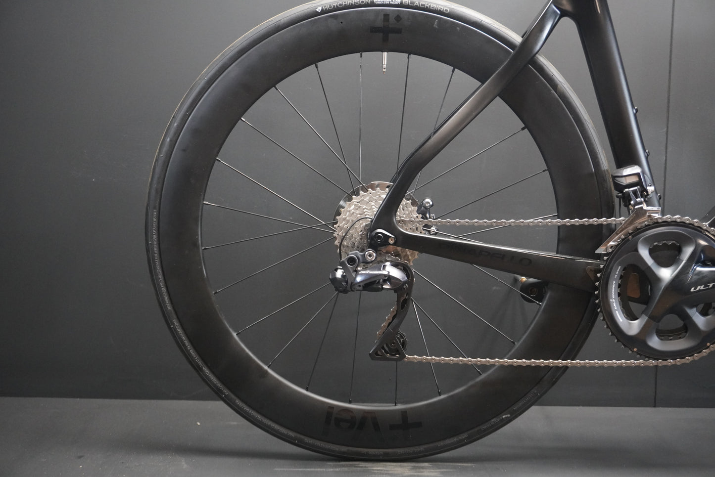 Pinarello Prince Ultegra Di2 Carbon Disc Road Bike 2022 - 560mm