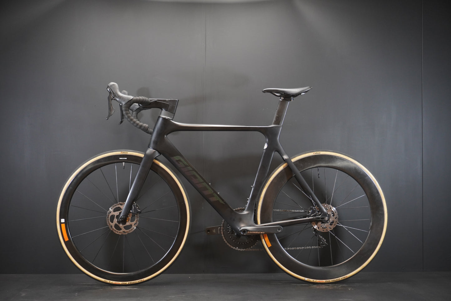 Giant Propel Advanced 1 Ultegra Carbon Disc Road Bike 2021 - M/L