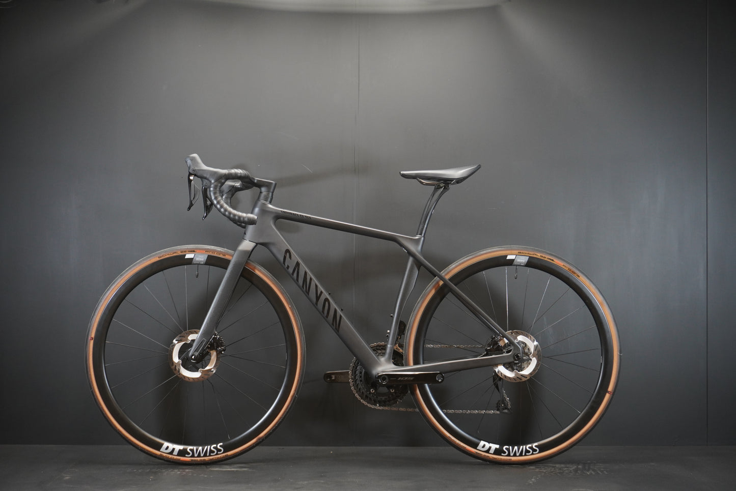 Canyon Endurace CF SLX 7 105 Di2 & P/M Carbon Disc Road Bike 2024 - XS
