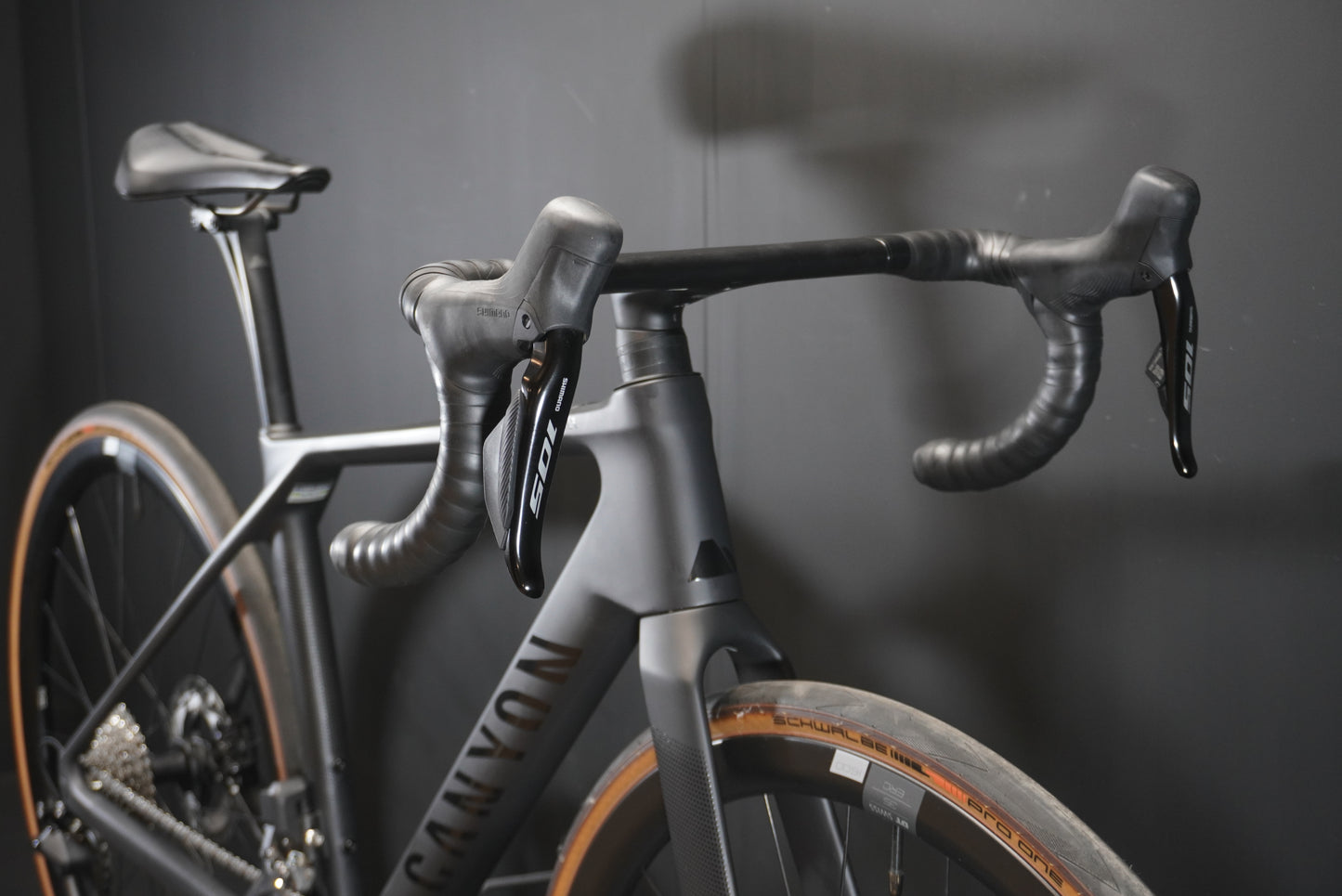 Canyon Endurace CF SLX 7 105 Di2 & P/M Carbon Disc Road Bike 2024 - XS