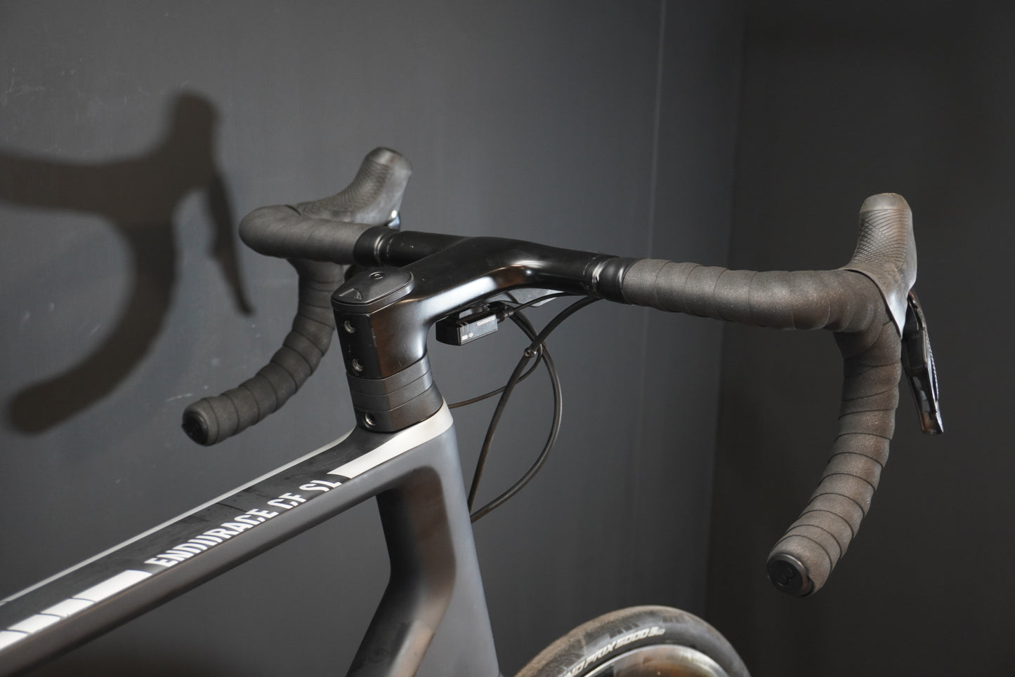 Canyon Endurace CF SL 8.0 Aero Di2 & P/M Carbon Disc Road Bike 2020 - XL