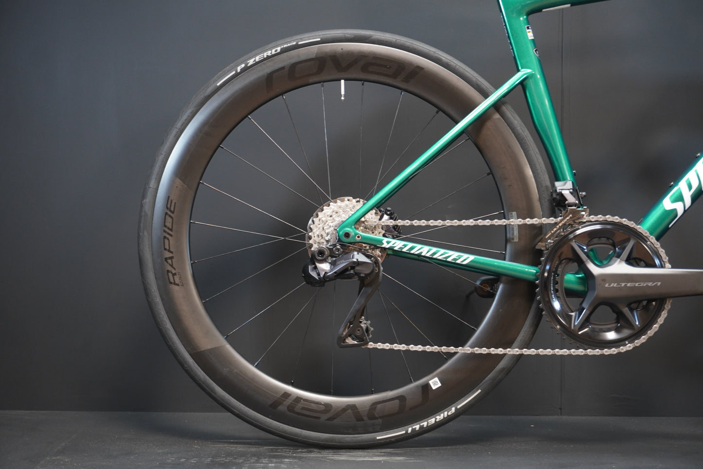 Specialized Tarmac SL8 Pro Di2 & P/M Carbon Disc Road Bike 2024 - 56cm