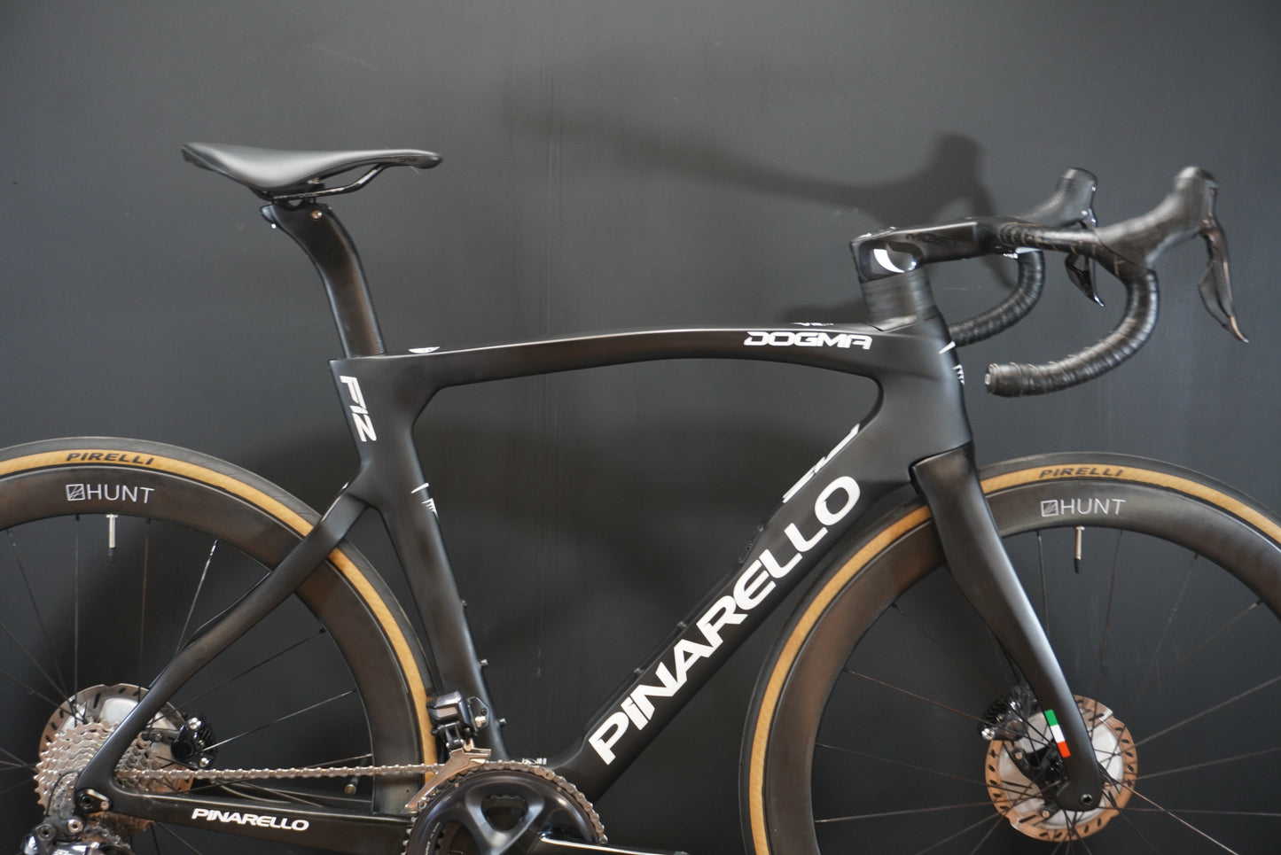 Pinarello Dogma F12 Di2 Carbon Disc Road Bike 2021 - 540mm