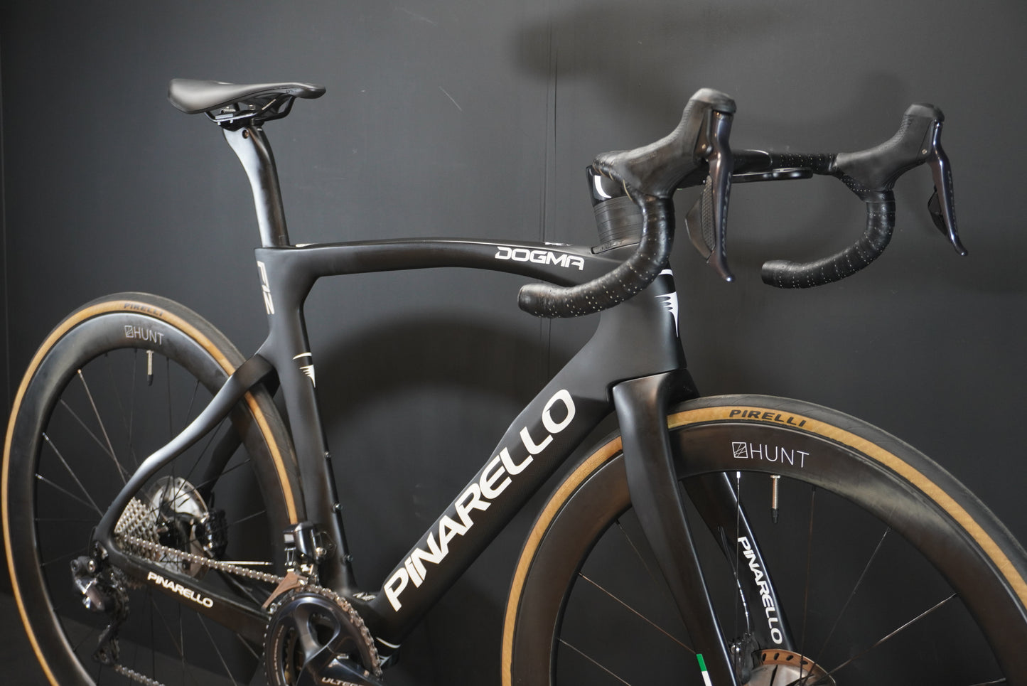 Pinarello Dogma F12 Di2 Carbon Disc Road Bike 2021 - 540mm
