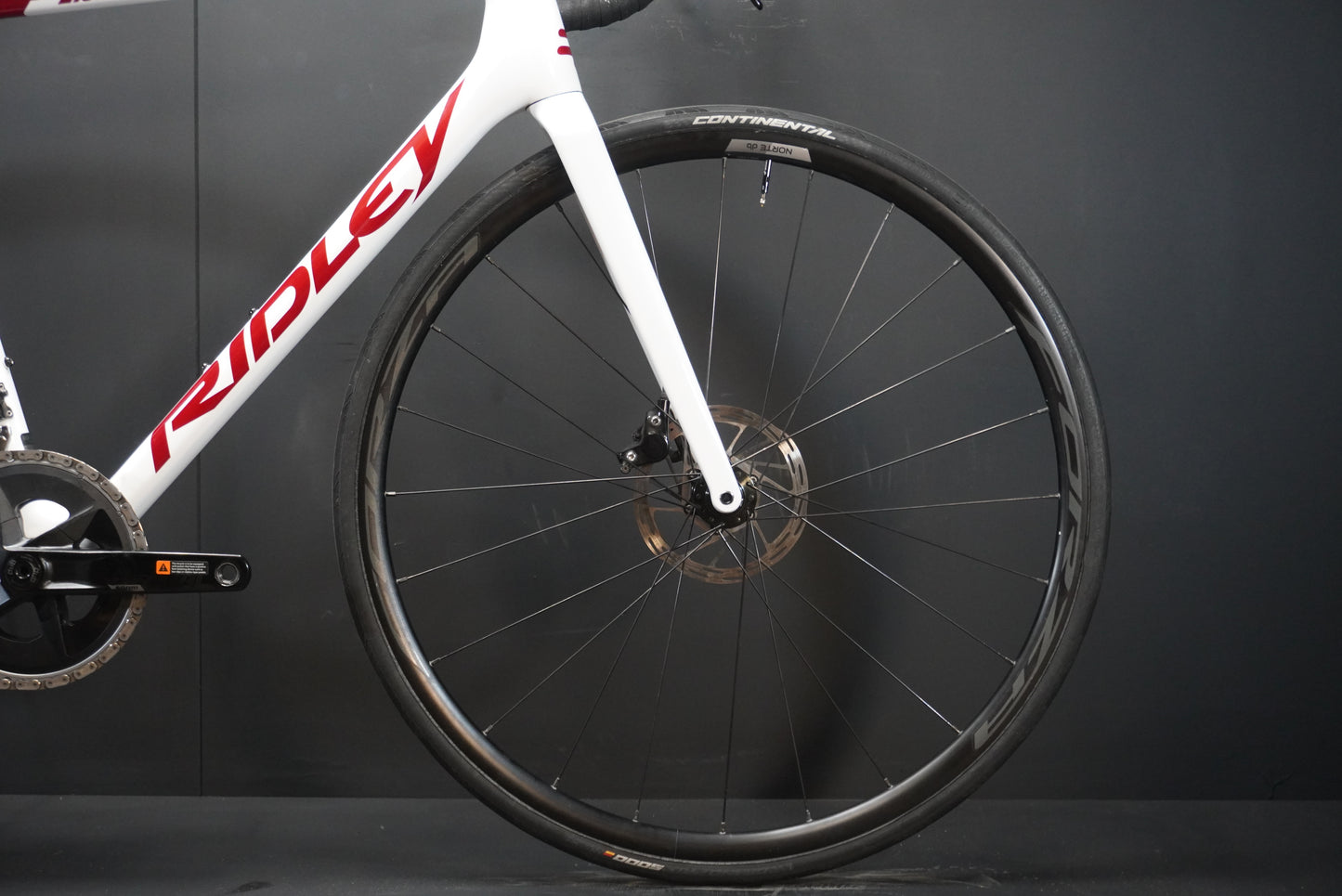 Ridley Helium AXS Carbon Disc Road Bike 2024 - Medium