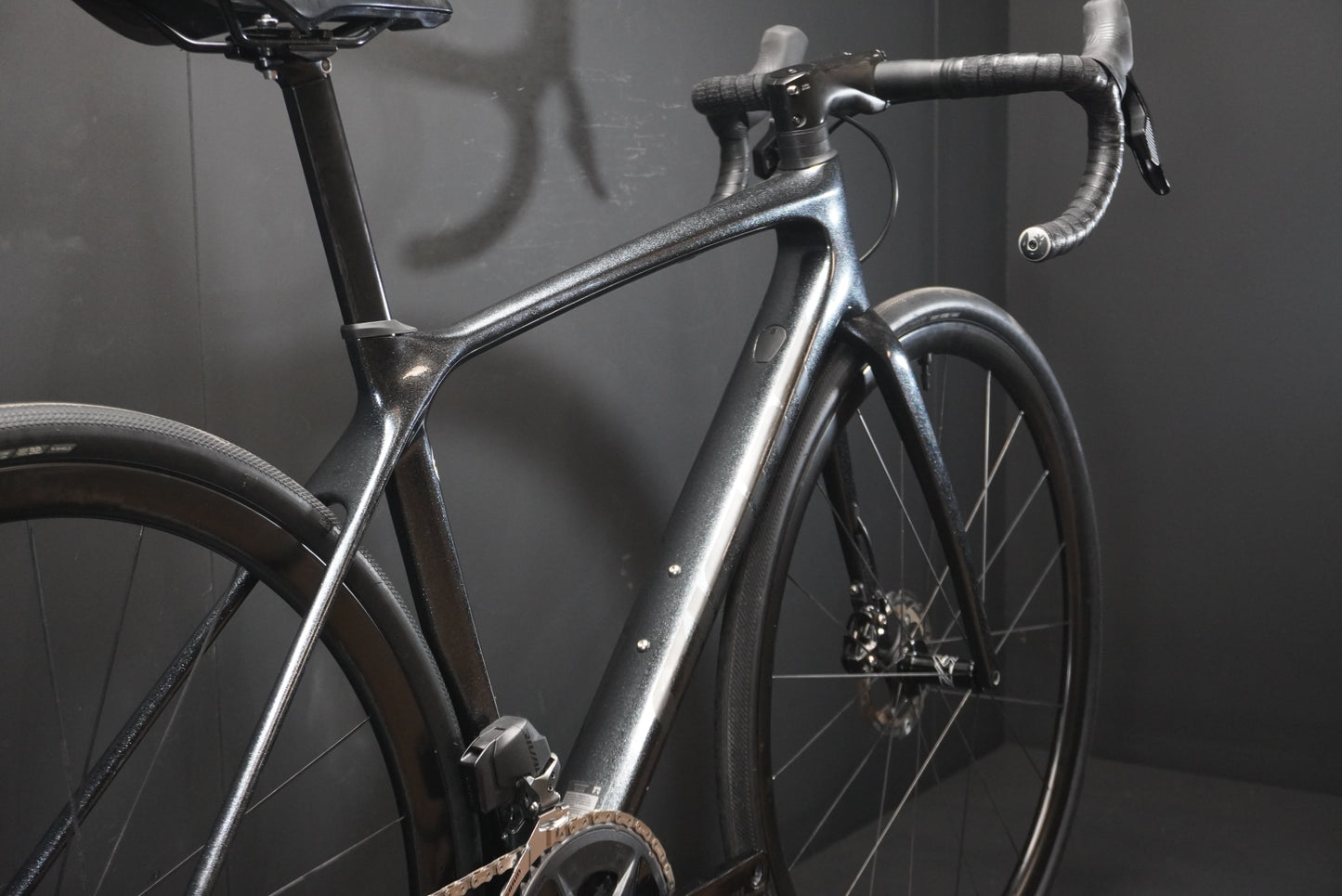 Giant TCR Advanced Pro 1 Rival AXS Carbon Disc Road Bike 2023 - Small