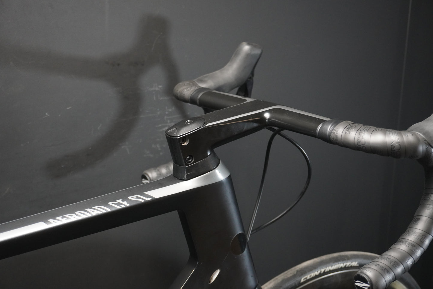 Canyon Aeroad CF SL Di2 Carbon Road Bike 2020 - X-Large