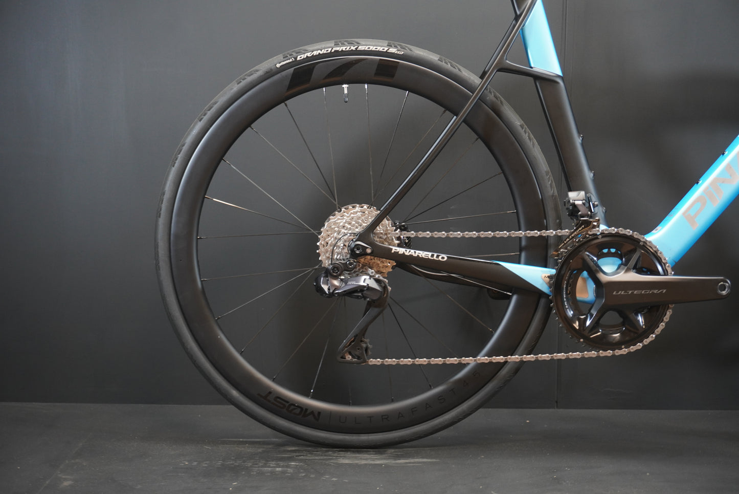 Pinarello X7 Ultegra Di2 Carbon road bike 58cm - 2026