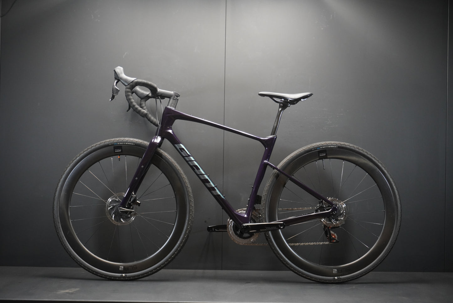 Giant Revolt Advanced Pro 1 AXS Carbon Disc Gravel Bike 2023 - Medium