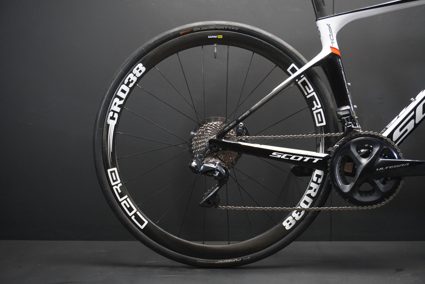 Scott Foil 10 Carbon Disc Road Bike 2018 - X-Small