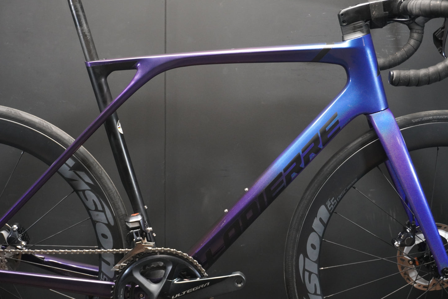Lapierre Xelius SL 8.0 Di2 Carbon Disc Road Bike 2023 - Large