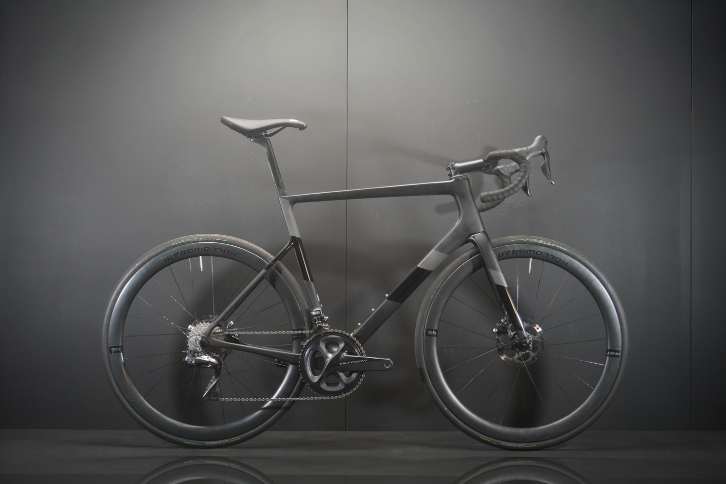 Cannondale Supersix Evo Di2 Carbon Disc Road Bike 2022 – 58cm