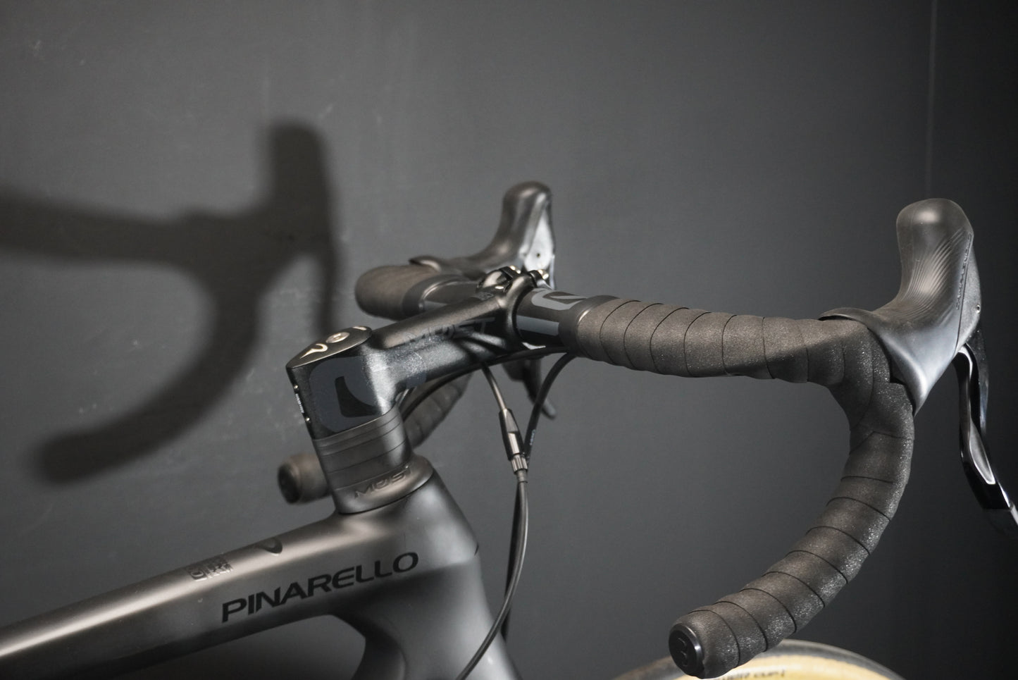 Pinarello Paris Chorus/Shamals Carbon Disc Road Bike 2023 - 53cm