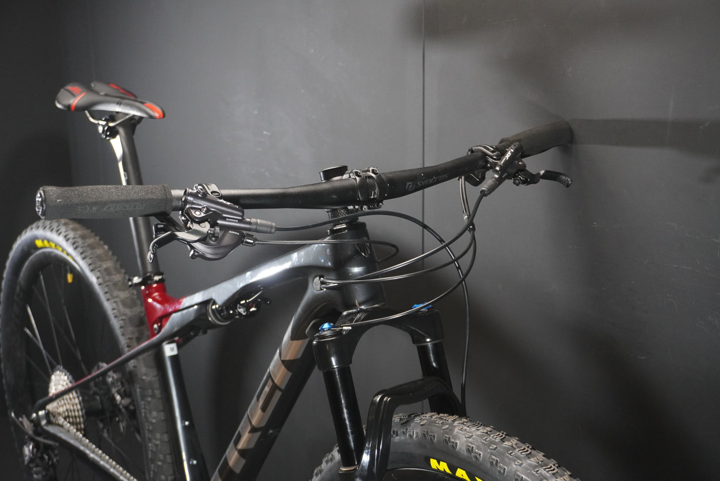 Trek Supercalibre 9.7 Full Suspension Carbon MTB 2022 - Medium