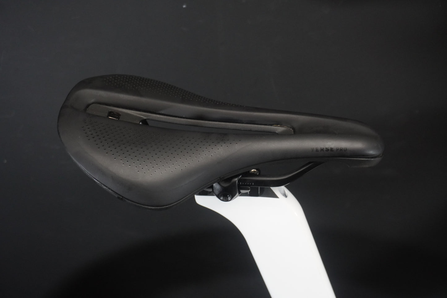 Elves Falath EVO+ Expert Di2 Carbon Disc Road Bike 2025 - 49cm
