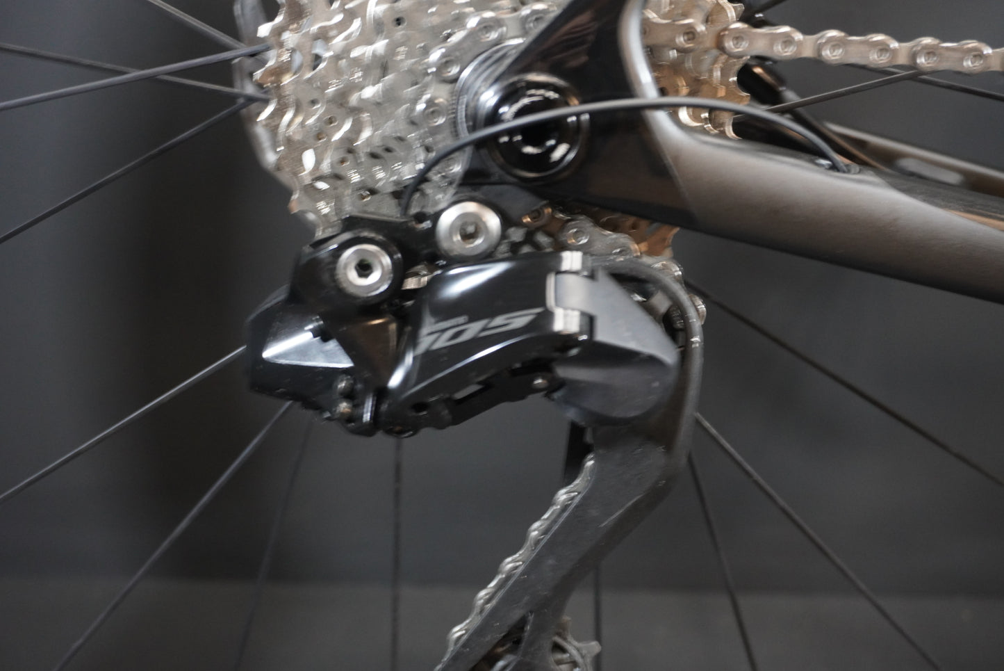 Trek Madone SL6 Gen 8 105 Di2 Carbon Disc Road Bike 2024 - Medium