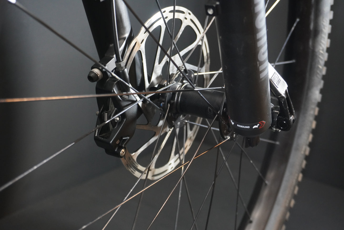 Specialized Turbo Levo Alloy E-MTB 2024 - S1 - 115 Miles
