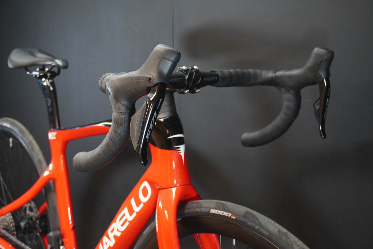 Pinarello X3 105 Di2 Carbon Disc Road Bike 2023 - 46cm