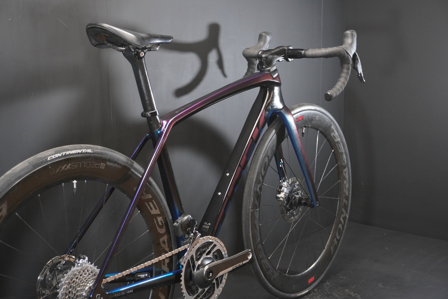 Trek Emonda SLR 9 Project ONE SRAM Red AXS Carbon Disc Road Bike 2022 - 52cm