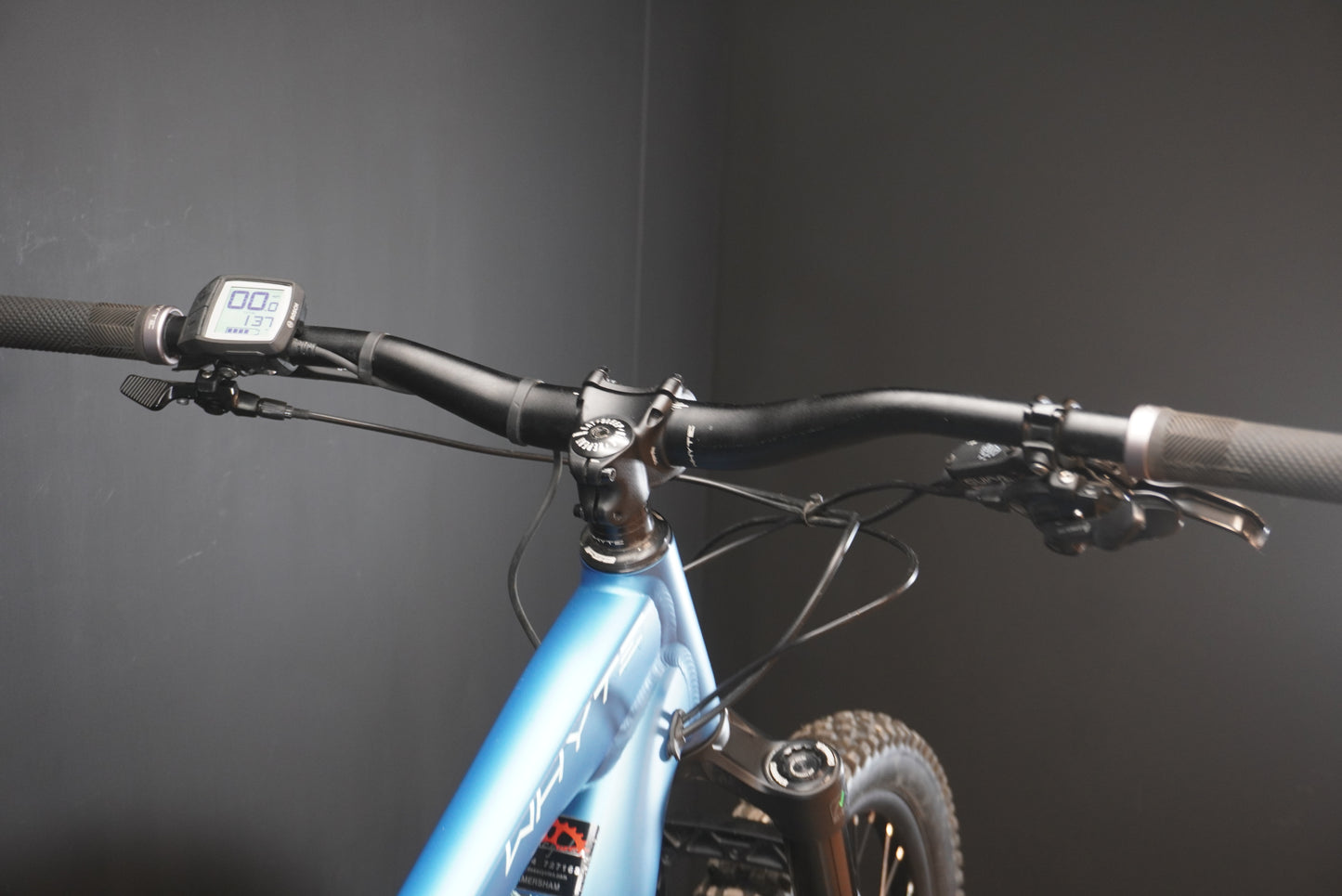 Whyte E-160 S Full Suspension Electric Mountain Bike 2022 - Medium. Only 137 miles!