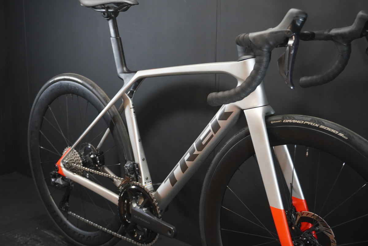 Trek Madone SL7 Gen 8 Ultegra Di2 Carbon Disc Road Bike 2024 - Medium