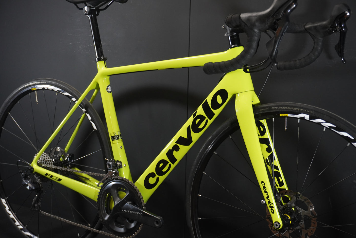 Cervelo R3 Ultegra Carbon Disc Road Bike 2019 - 54cm