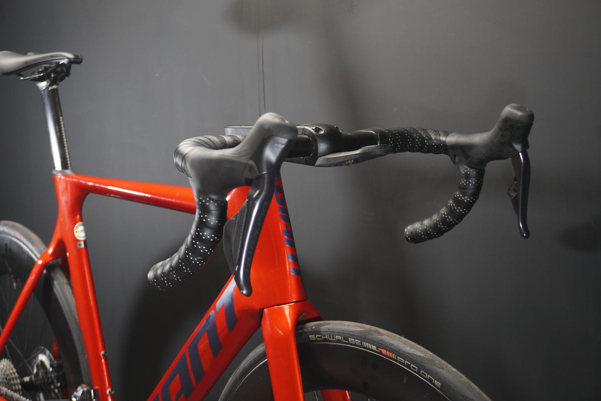 Giant Propel Advanced 2 Carbon Road Bike 2022 UPGRADED! - M/L