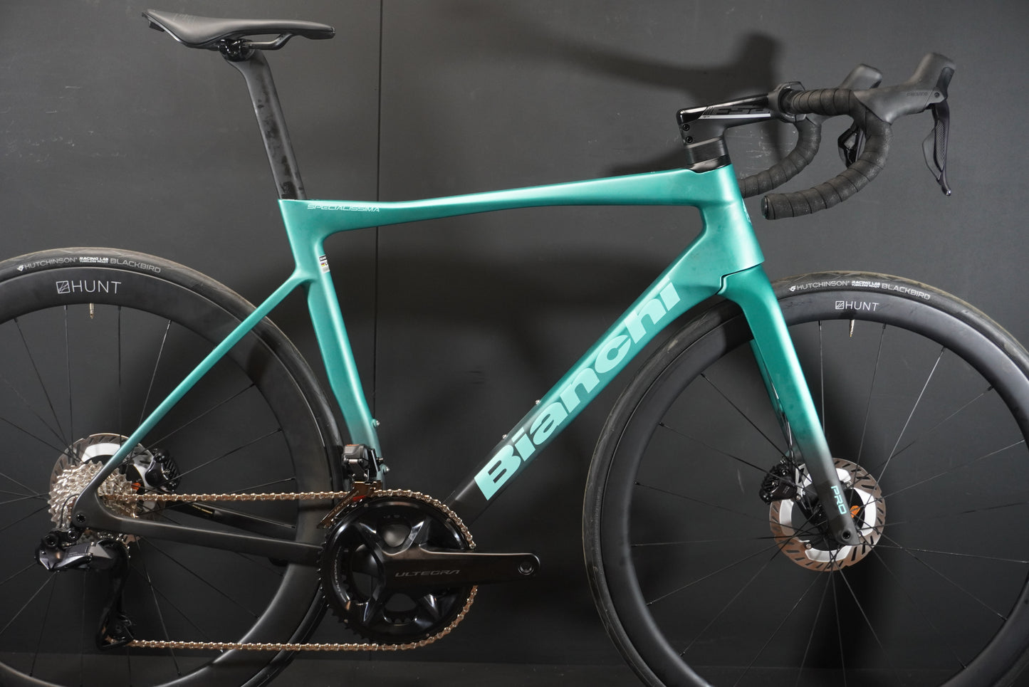 Bianchi Specialissima Pro Ultegra Di2 Carbon Disc Road Bike 2025 - 55cm