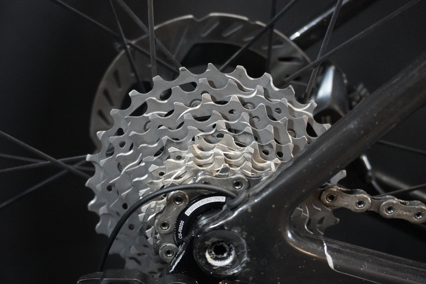 Canyon Ultimate CFR Dura-Ace Di2 ENVE Carbon Disc Road Bike 2025 - Medium