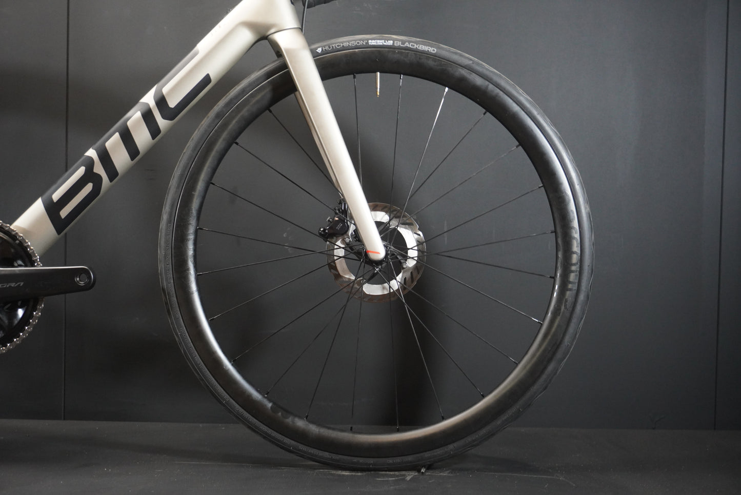 BMC Teammachine SLR TWO Di2 & P/M Carbon Disc Road Bike 2021 - 58cm - Upgraded