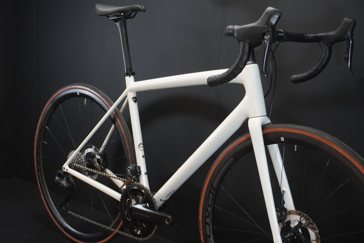 Specialized Aethos Comp Ultegra Di2 Carbon Disc Road Bike 2024 - 56cm - Upgraded!