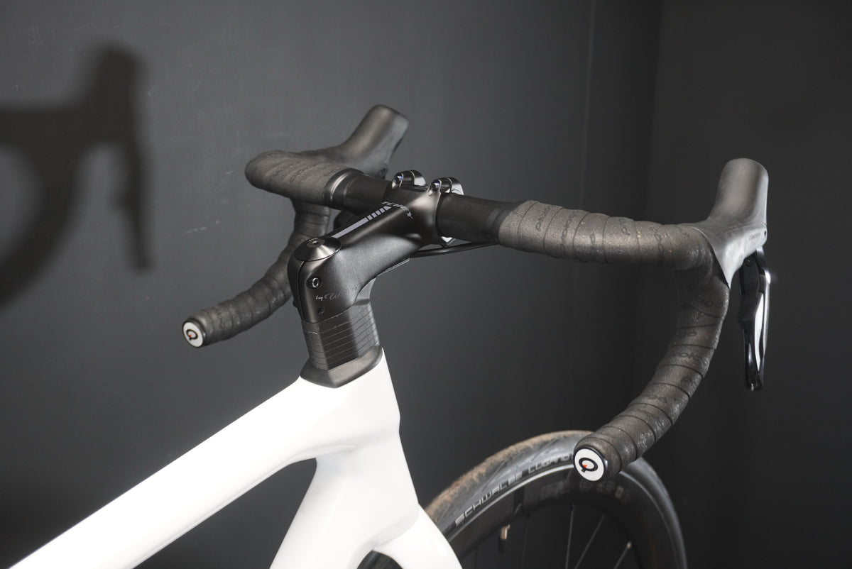 *NEW* Wilier Gardia 105 Di2 Power Meter Carbon Disc Road Bike White/Black 2026 - Various Sizes