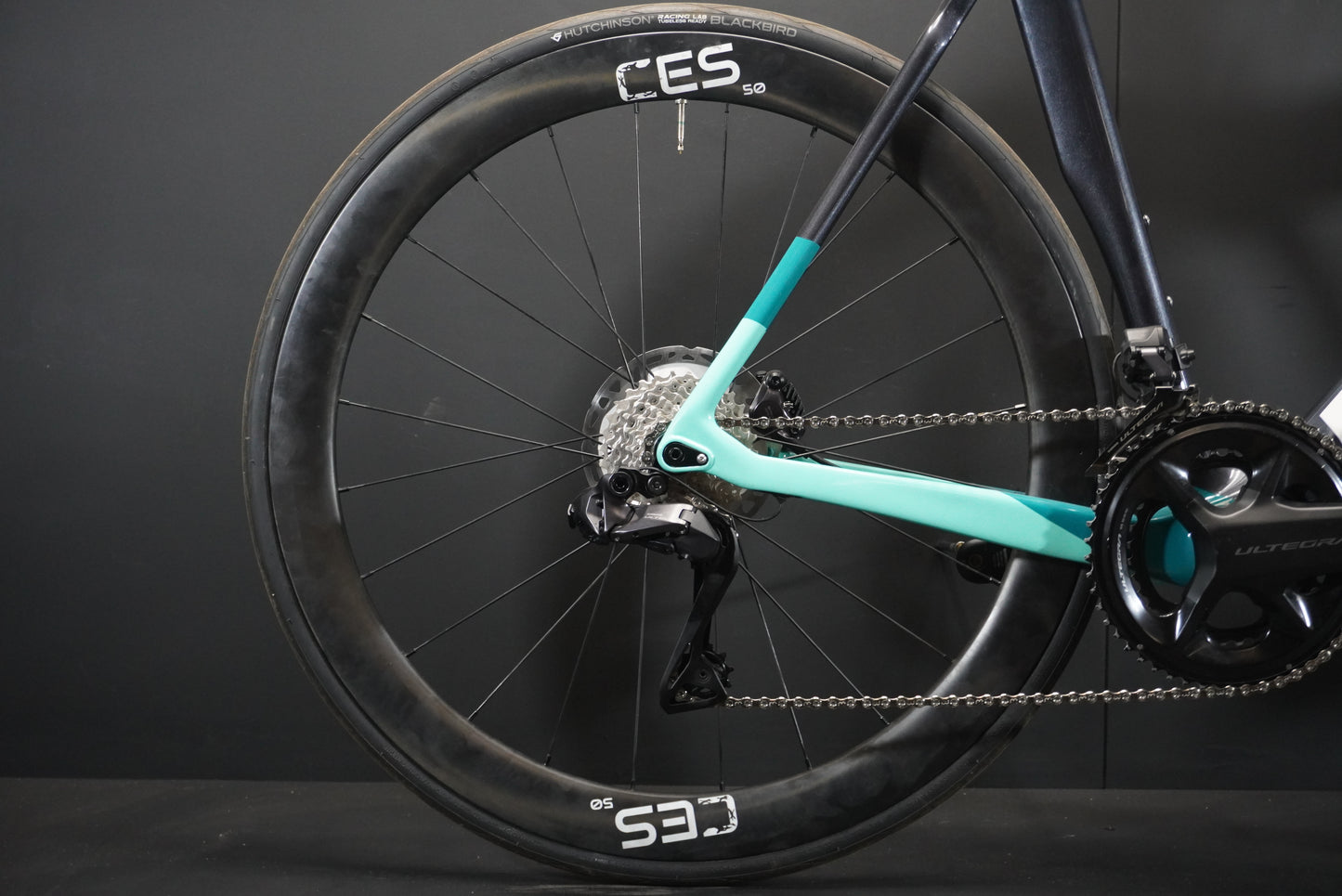 Bianchi Oltre XR3 CV Di2 Carbon Disc Road Bike 2024 - 59cm
