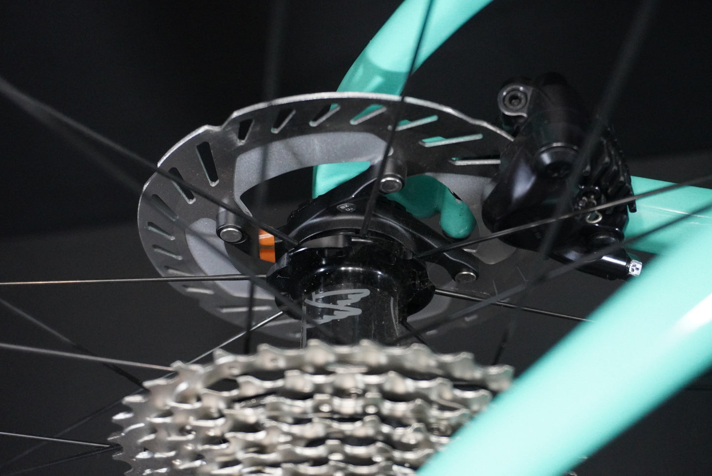 AS NEW Bianchi Specialissima CV Di2 Carbon Disc Road Bike 2022 - 53cm