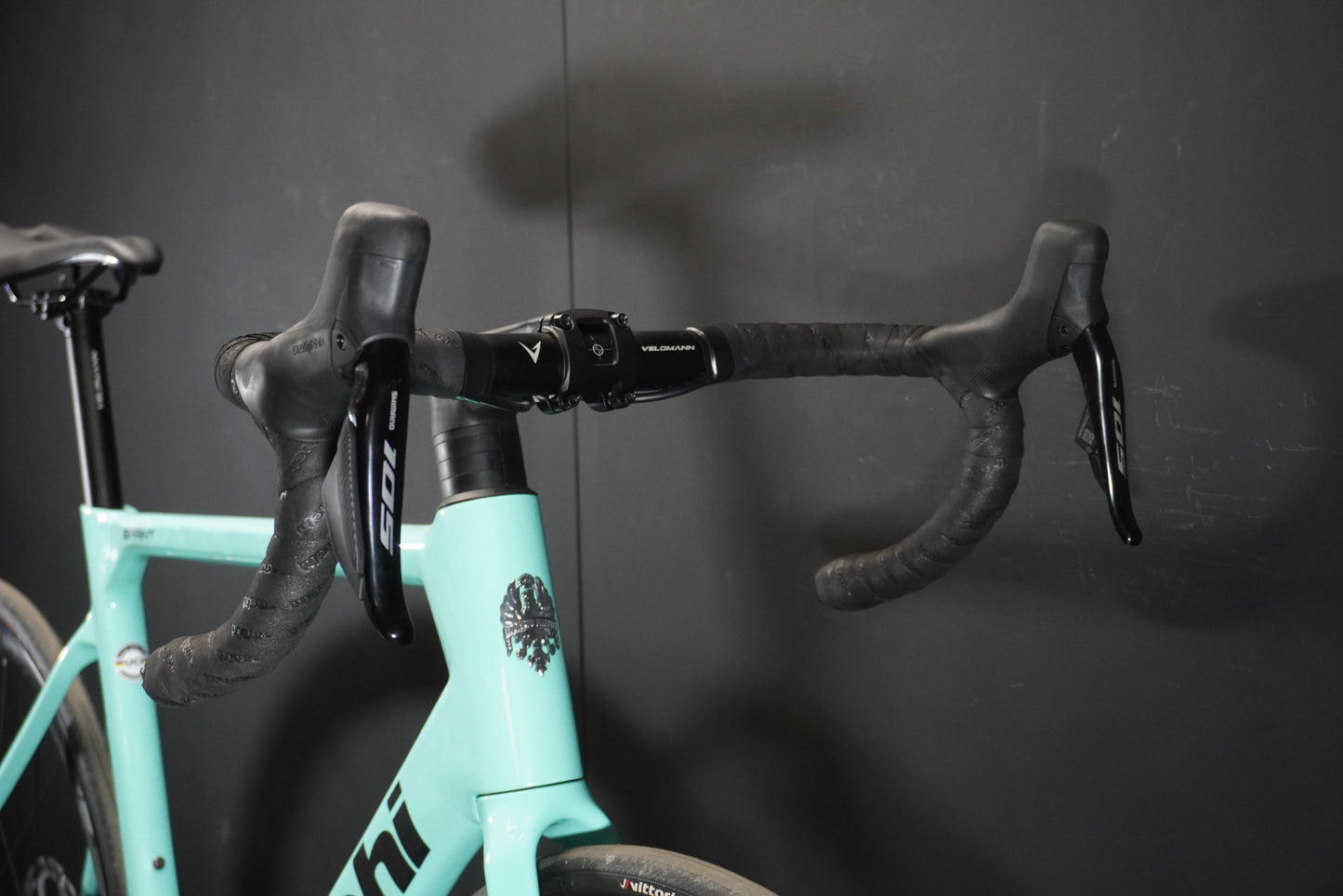 Bianchi Sprint 105 Di2 Carbon Disc Road Bike 2024 - 57cm