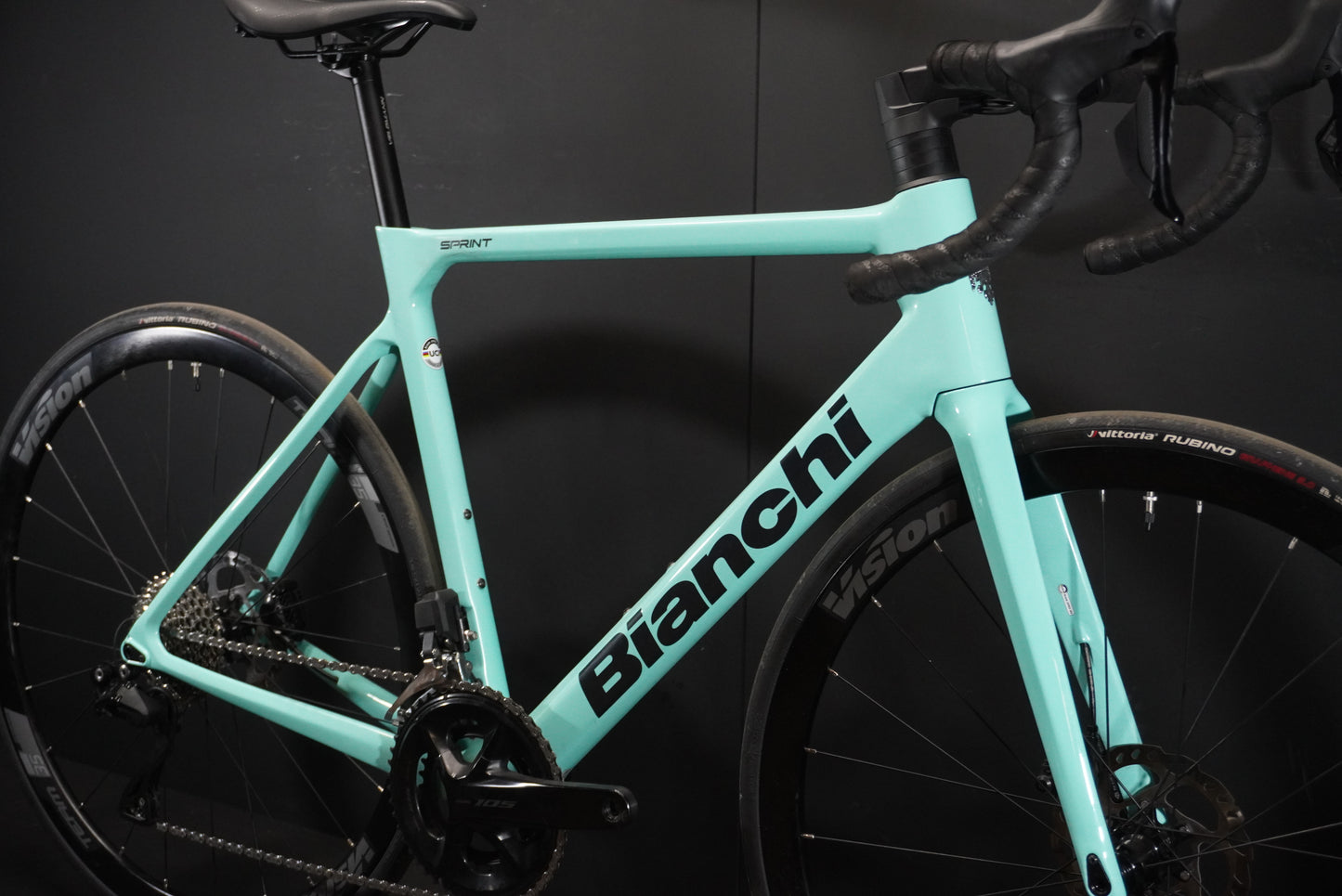 Bianchi Sprint 105 Di2 Carbon Disc Road Bike 2024 - 57cm