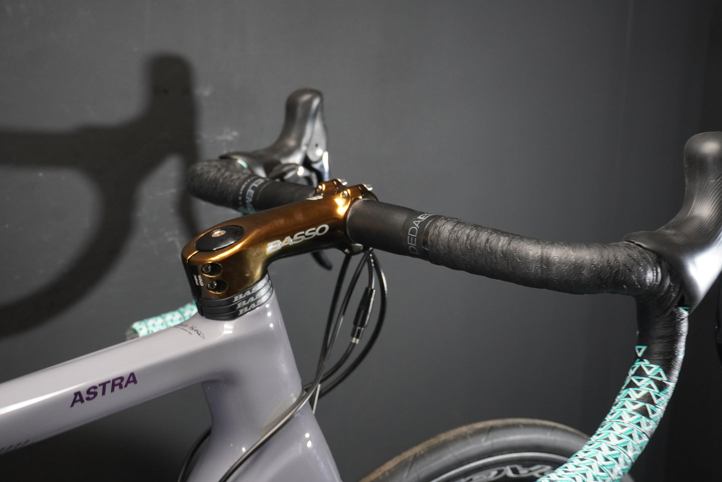 Basso Astra Carbon Disc Road Bike 2022 - Medium