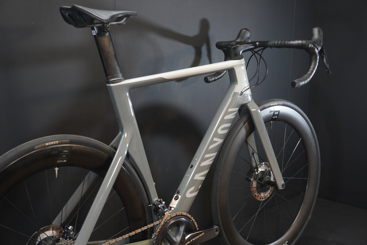 Canyon Aeroad CF SL 8 Ultegra Carbon Disc Road Bike 2023 - Large