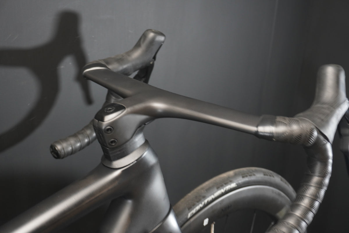 S-Works Tarmac SL8 Dura-Ace Di2 Carbon Disc Road Bike 2024 - 52cm
