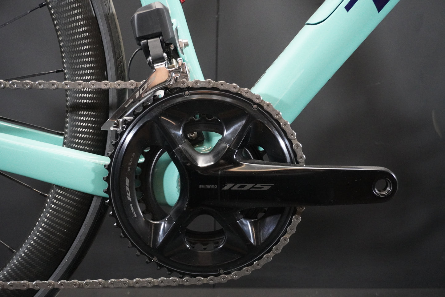 Trek Domane SL5 Gen 4 105 Di2 Carbon Disc Road Bike 2023 - 58cm - Upgraded Wheels