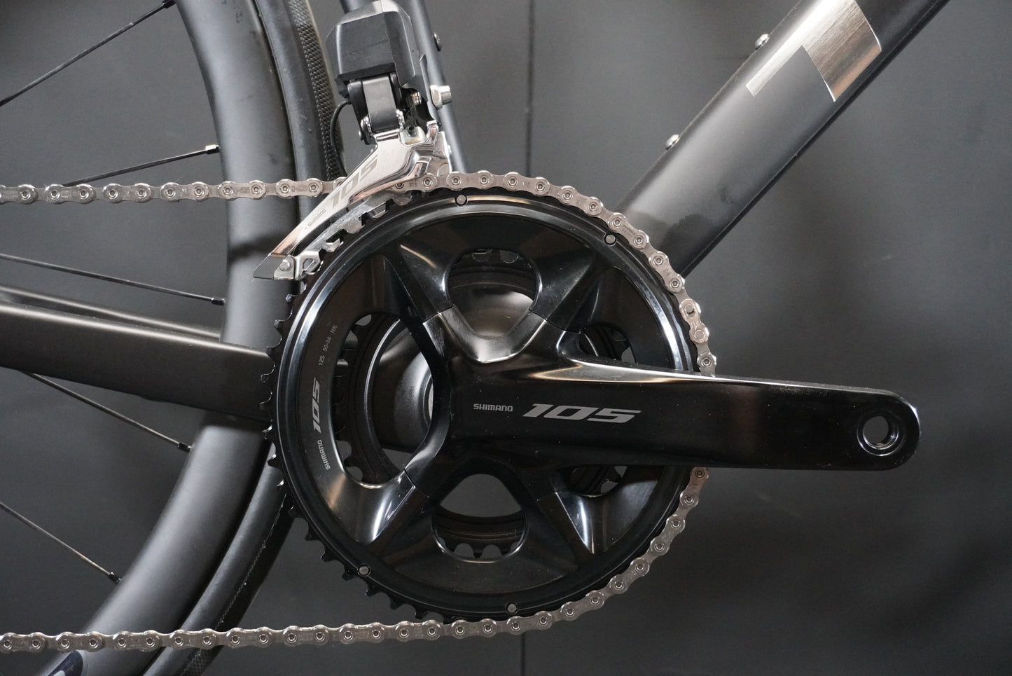 Trek Madone SL6 Gen 8 105 Di2 Carbon Disc Road Bike 2024 - XL