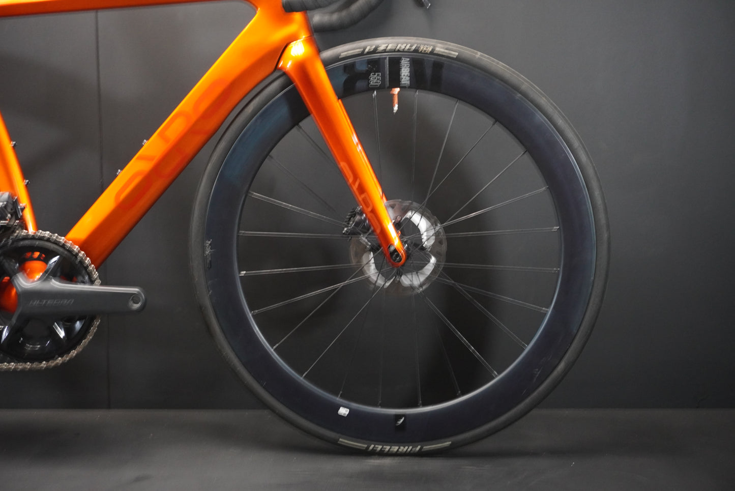 Orro Venturi STC Signature Di2 Carbon Disc Road Bike 2022 - Small