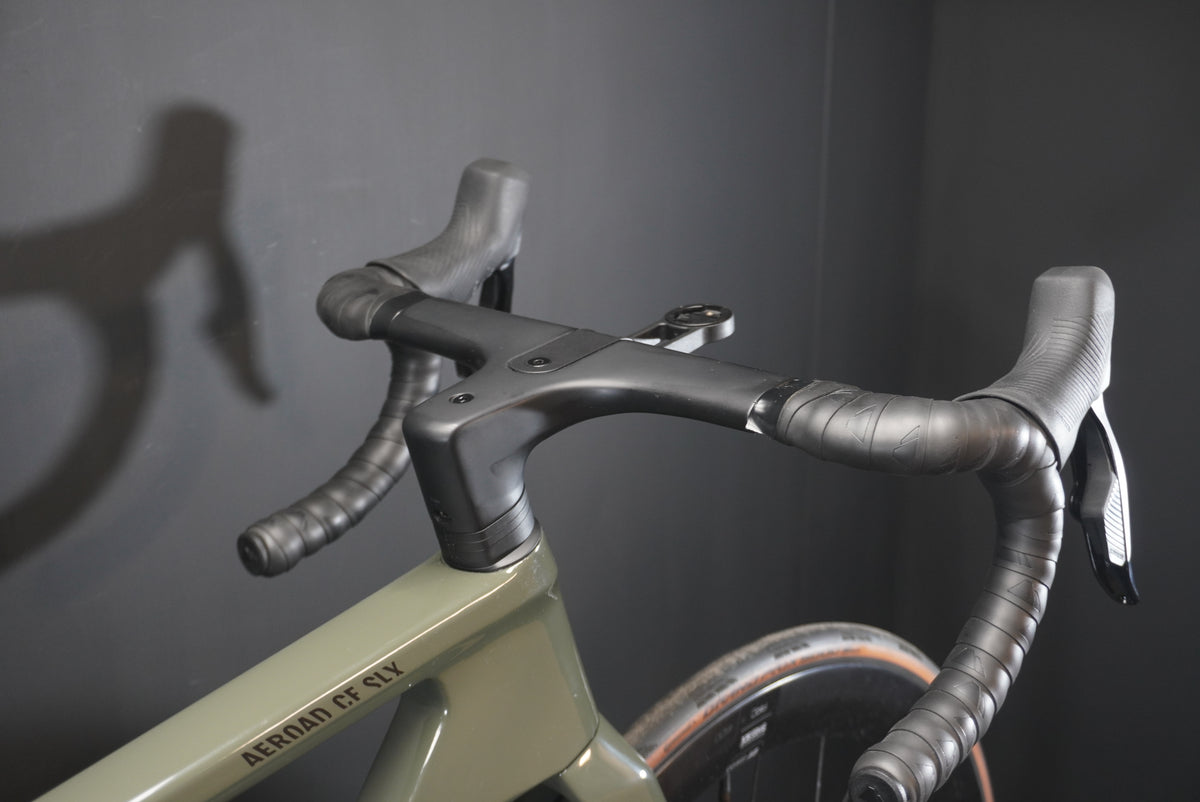 Canyon Aeroad CF SLX 7 AXS Carbon Disc Road Bike 2024 - Small
