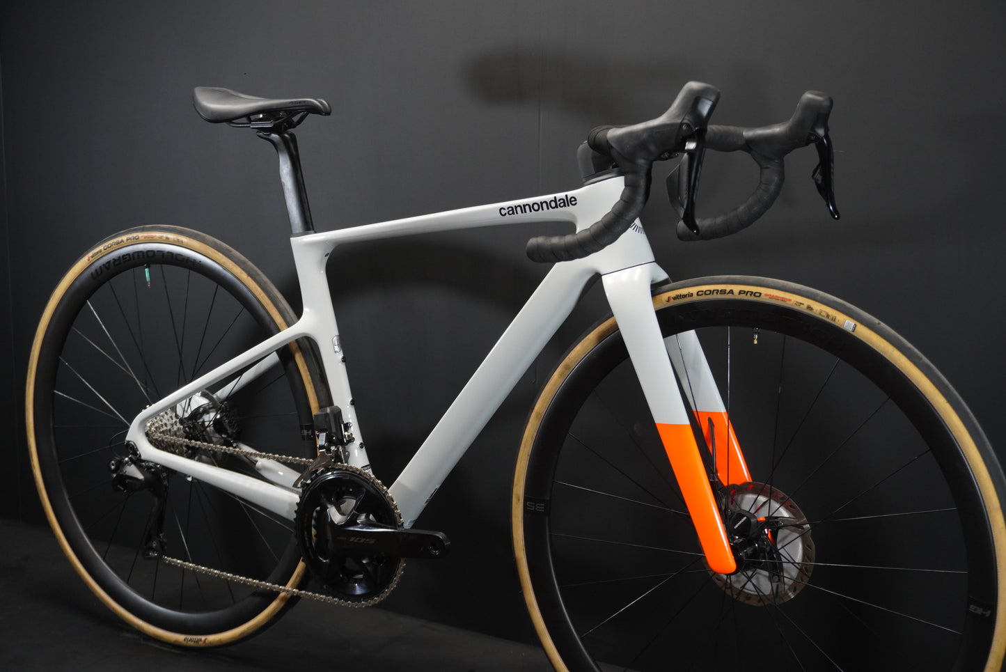 Cannondale SuperSix Evo 3 Di2 Carbon Disc Road Bike 2024 - 48cm (Upgraded)