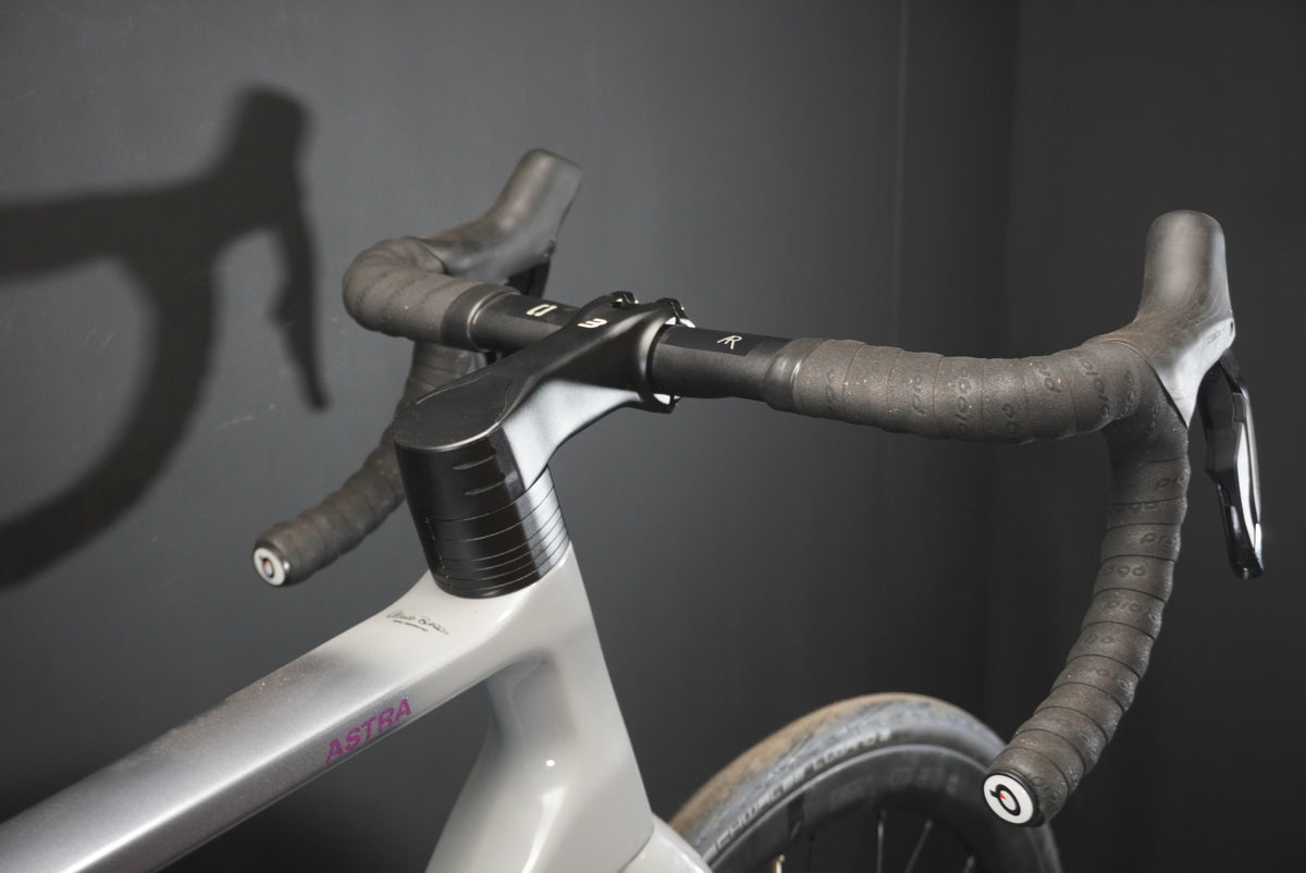 *NEW* Basso Astra Grey 105 Di2 Carbon Disc Carbon Wheels Various Sizes 2025